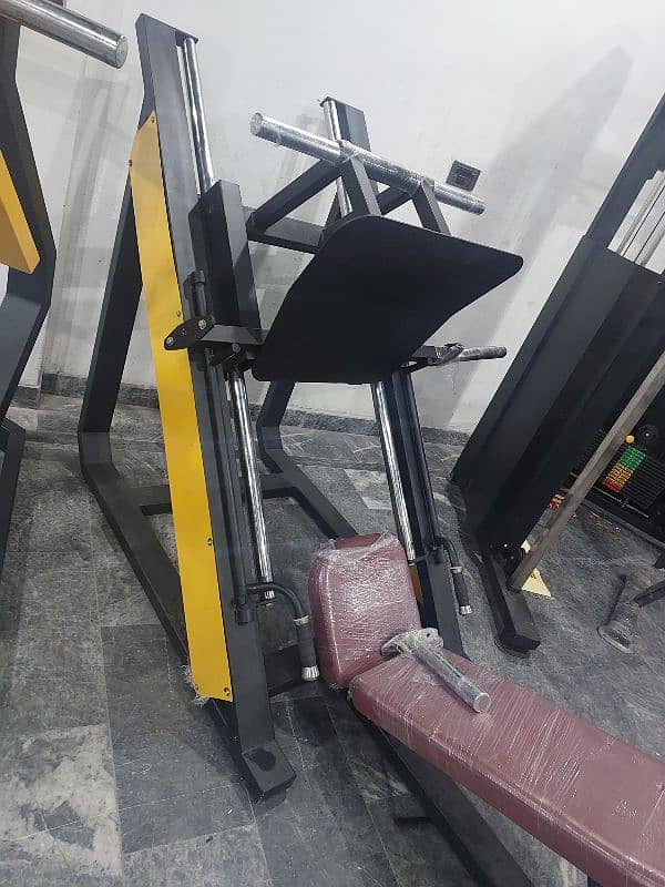 Functional Trainer / Crossover / Legpress / Full Gym Setup Available 17