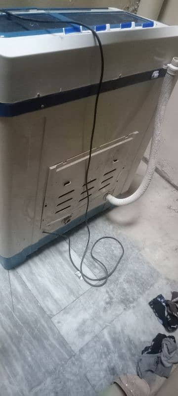 washing machine n dryer both 8 gaj normal condition 2