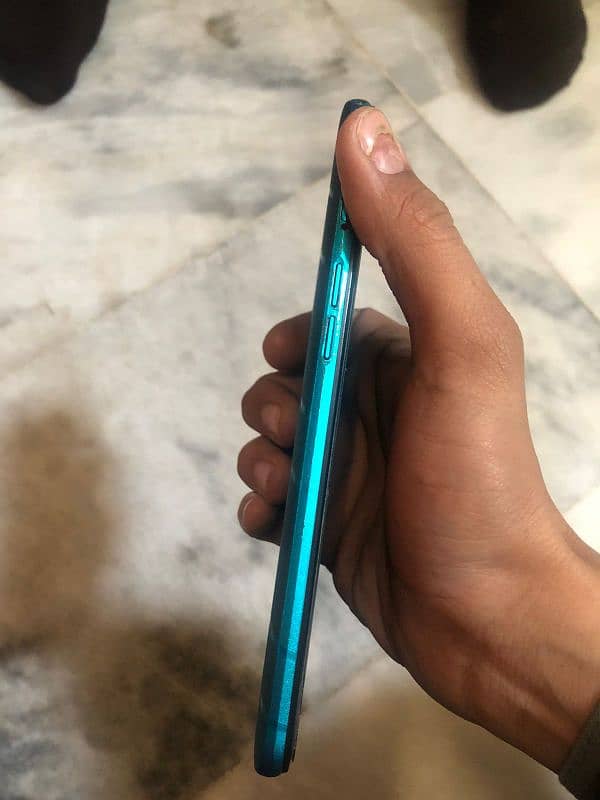 Realme 5i 1