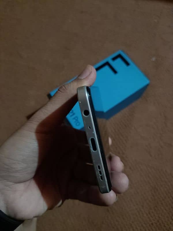 Oppo F21 pro 6