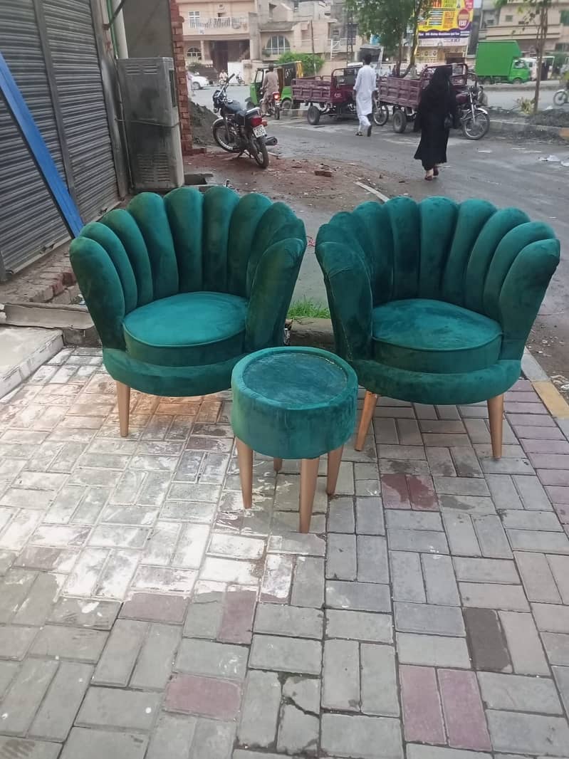 room chairs\coffe chairs\flowers chairs\wooden chairs\chairs for sale 1