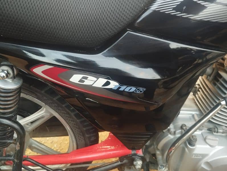 Suzuki GD 110s Mint condition Karachi registered 2