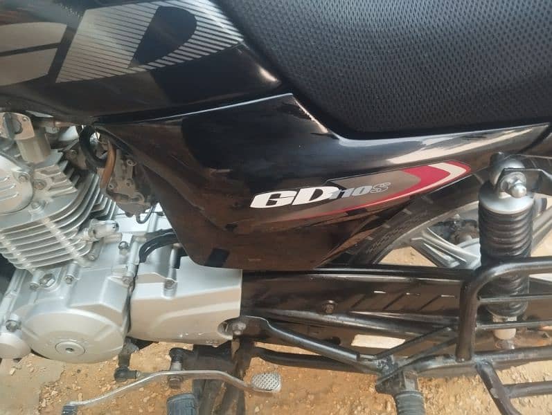 Suzuki GD 110s Mint condition Karachi registered 3