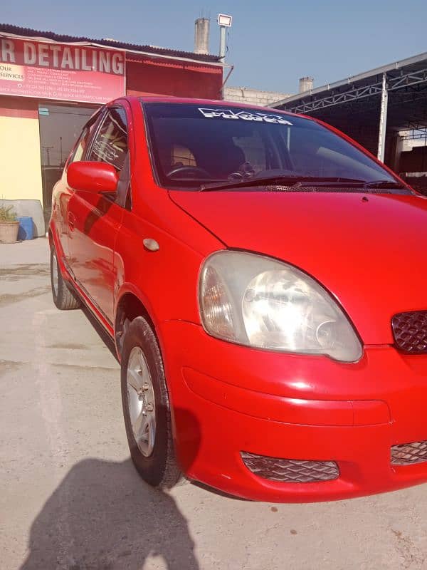 Toyota Vitz 2000 2