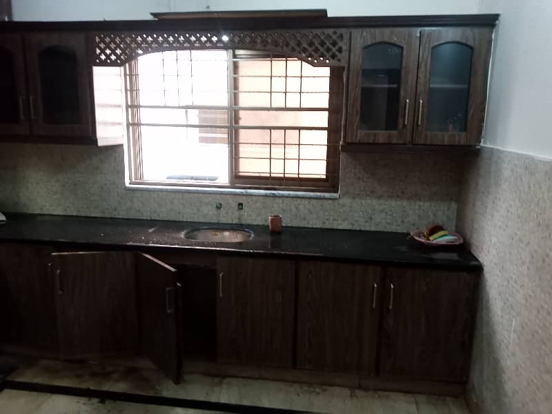 8 Marla House For Rent In Umar Block With Gas 6