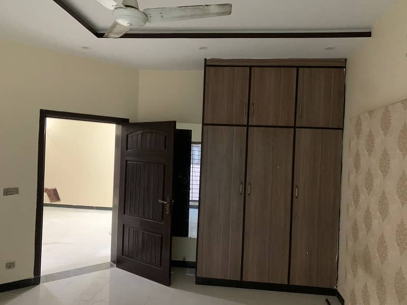 10Marla Upper Portion Available For Rent 8