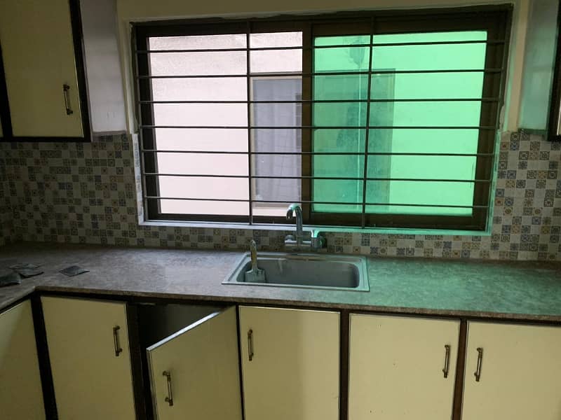 10Marla Upper Portion Available For Rent 15