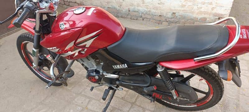 Yamaha YBR 125 bike 2018 model 3