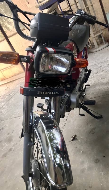 Honda CD-70 0