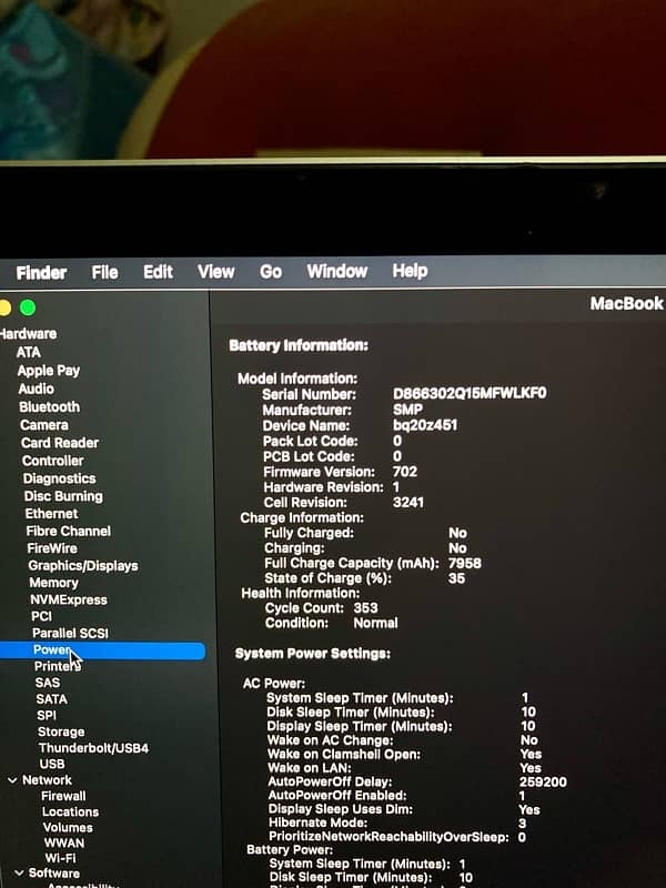 Macbook Pro 2015 16” i7 256 ssd 8