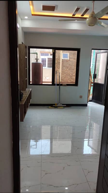 Fully Renovated Corner Flat for Sale in i10 Markaz 12