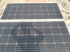 3 solar panels for sale 1 panel dameg 440w and 2 panel 160w for sale