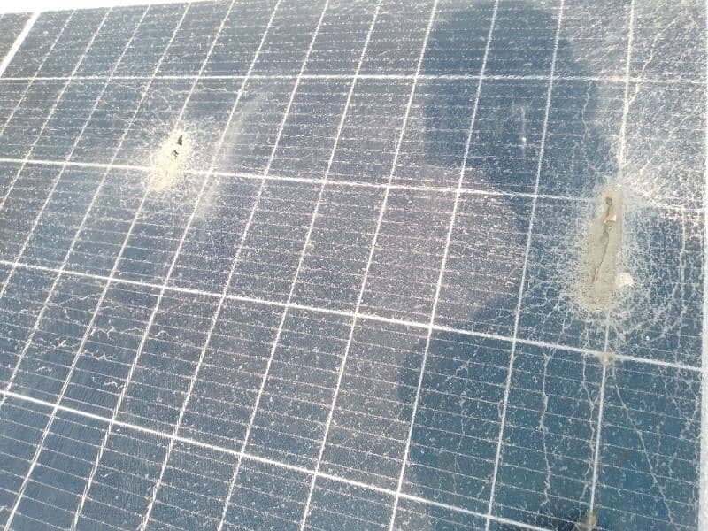 3 solar panels for sale 1 panel dameg 440w and 2 panel 160w for sale 5