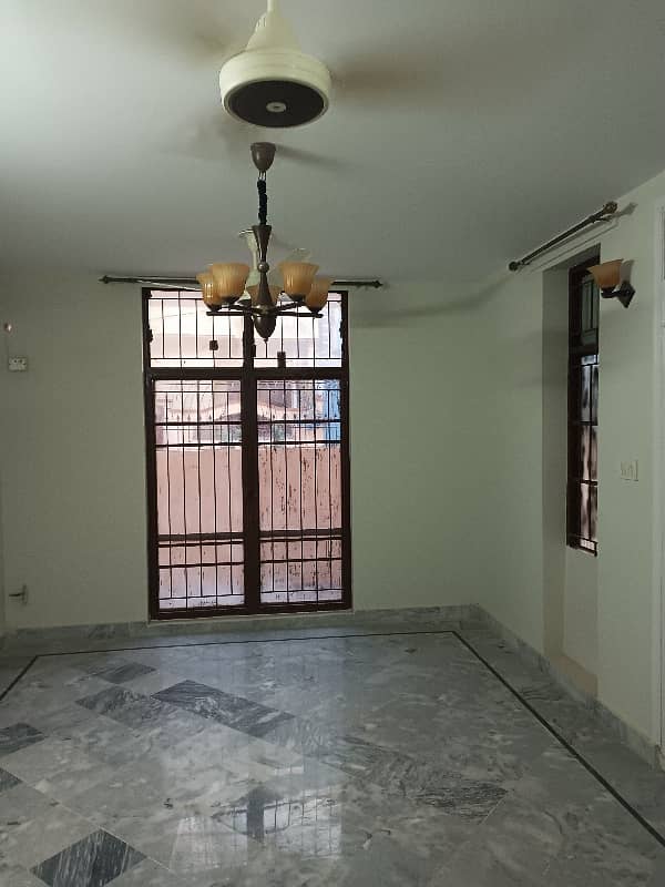 aur bedroom Neet and clean house for rent double Studio demand 120000 Prime location 1