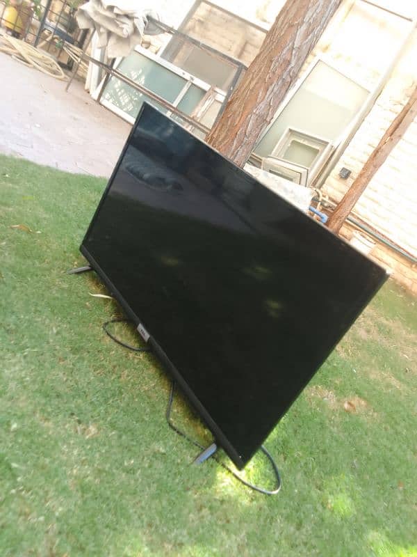 TCL Samart LED anride 5