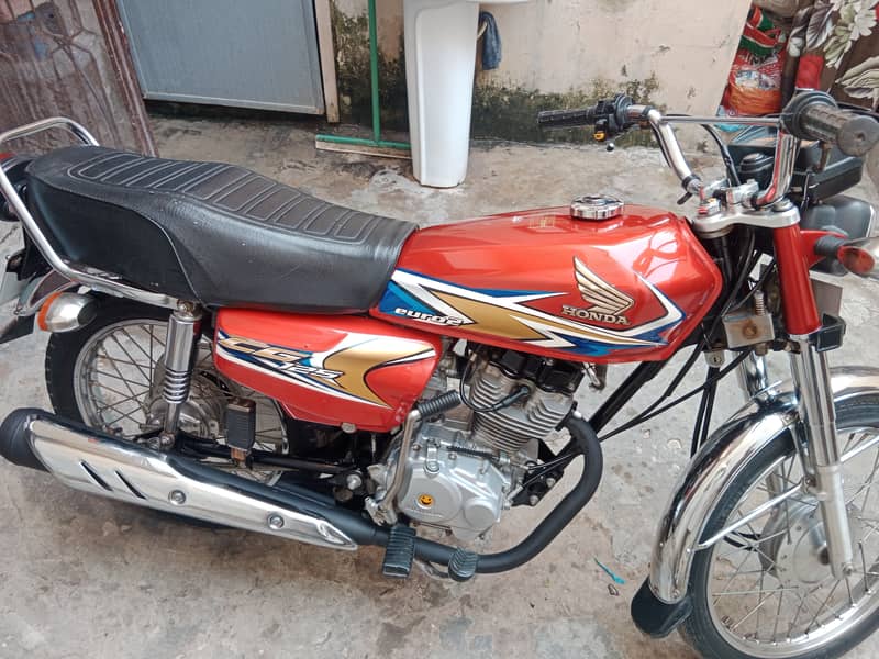 HONDA CG125 8