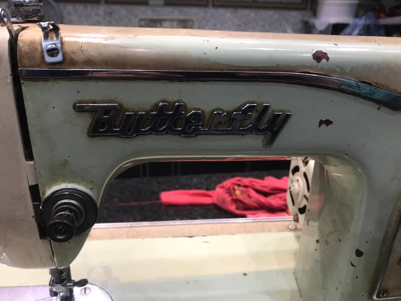 BUTTERFLY SEWN MACHINE FOR SALE 0