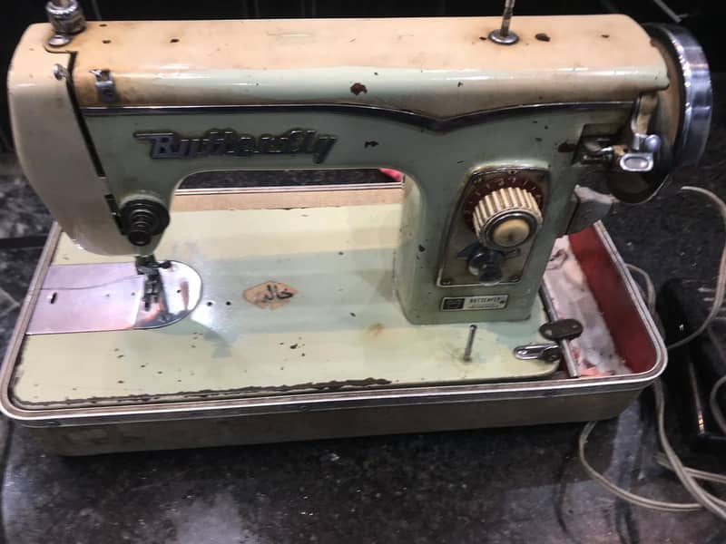 BUTTERFLY SEWN MACHINE FOR SALE 2