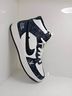 Jordan shoes available at reasonable price