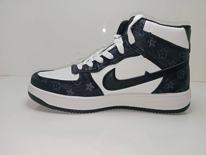 Jordan shoes available at reasonable price 6