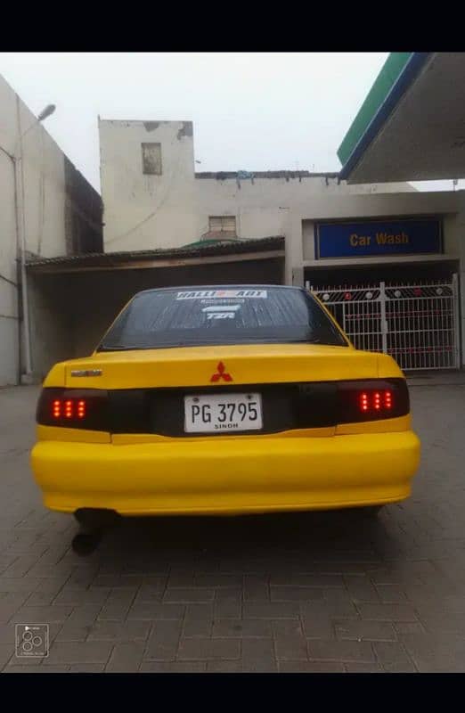 Mitsubishi Lancer 1993 1