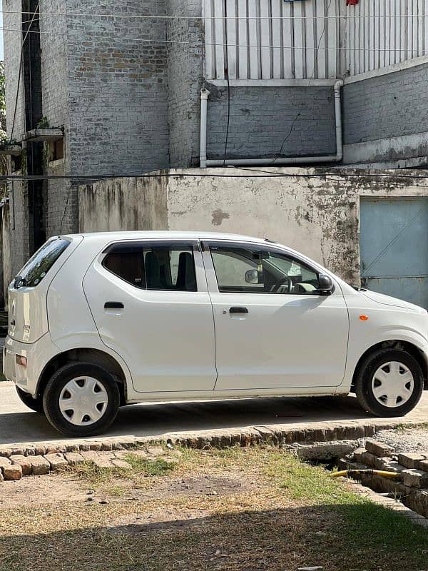 Suzuki Alto 2015 5