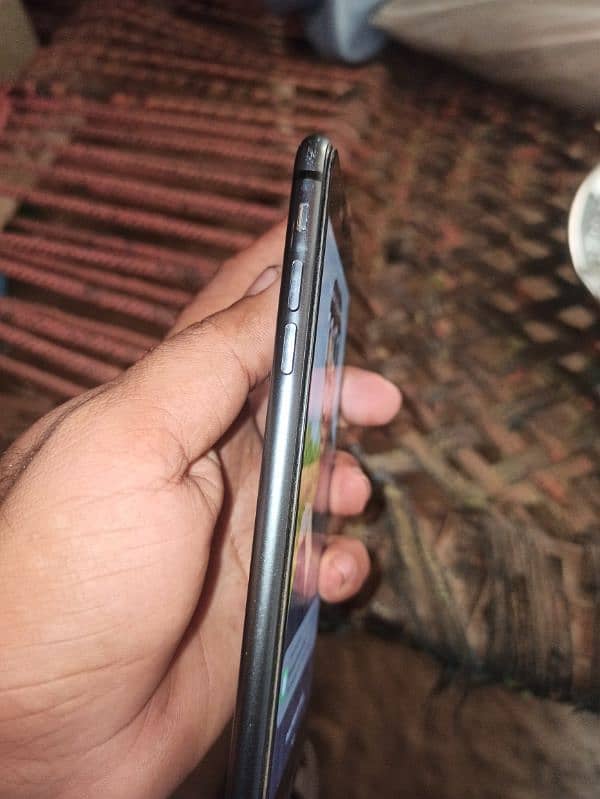 iPhone 8 Plus 64GB Non PTA But Still SIM Working From 3 years 4