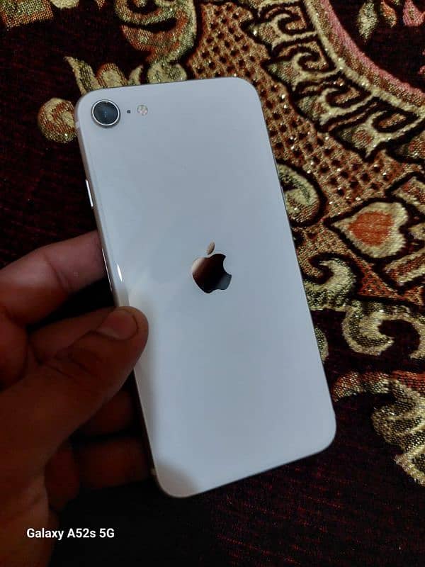 iPhone SE 2  non pta 0