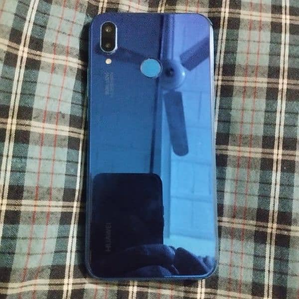 Huawei p20 lite 4/128 exchange possible 1