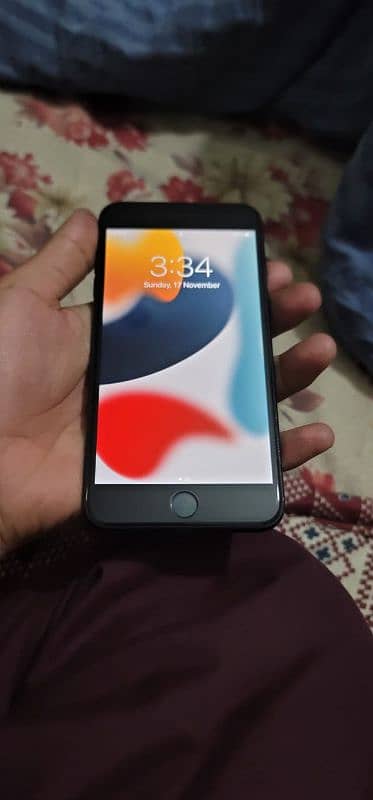 iphone 7plus 32 . .  iphone 7plus 128. . . condition bhi achi hy 5