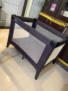 Baby folding cot