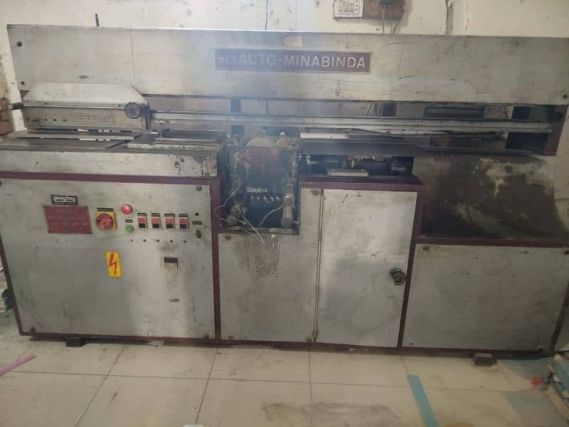 Printing press Gum Binding Machine 1