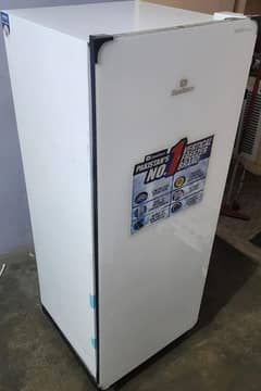 Dawlance Vertical Freezer Just 1 year used in mint condition