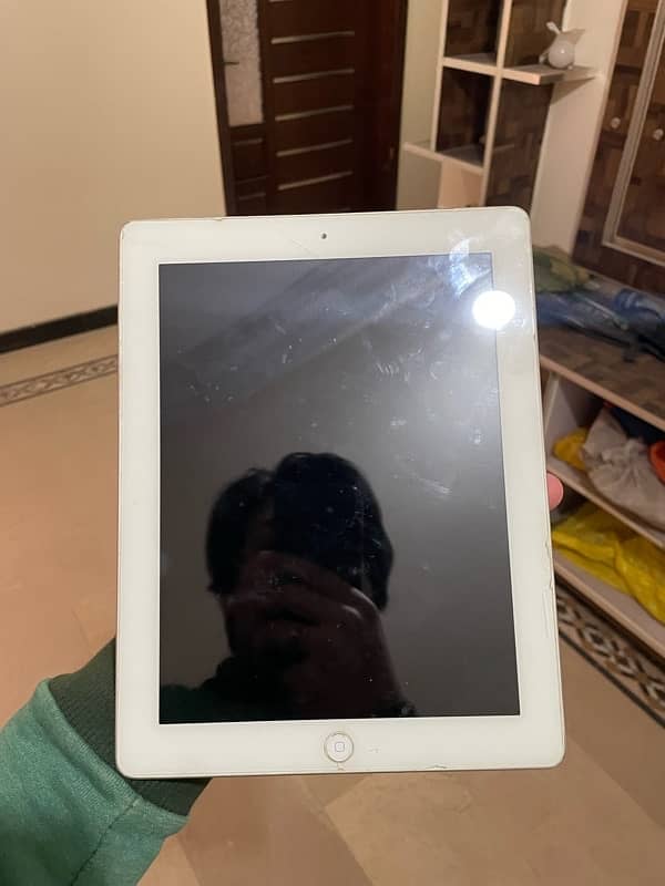 Apple ipad 4 Model A1460 2