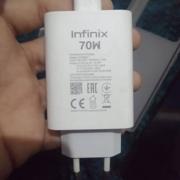 infinix note 40 pro wireless Mac charing le and UV glass protection 11