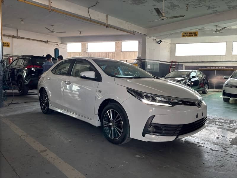 Toyota Altis Grande 2018 11