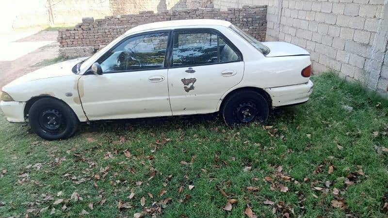 Mitsubishi Lancer 1990 2