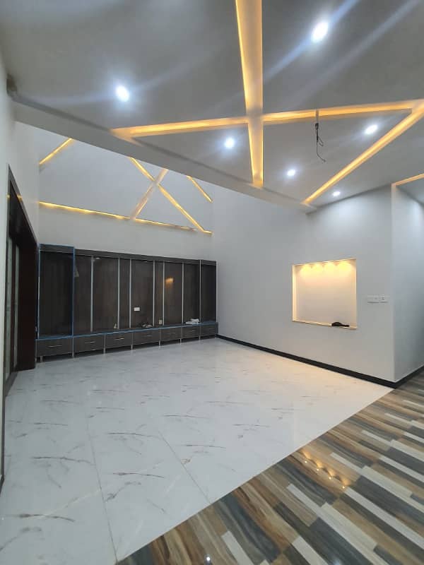 7 Marla Brand New House Available For Sale At Eden Executive Faisalabad 0