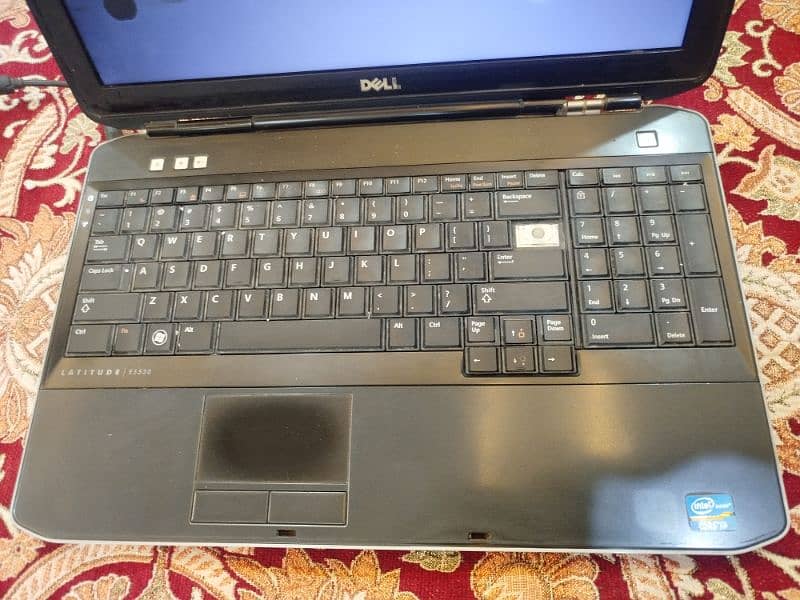 Dell latitude e5530 4GB/500GB 0