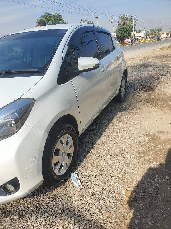 Toyota Vitz 2012 5