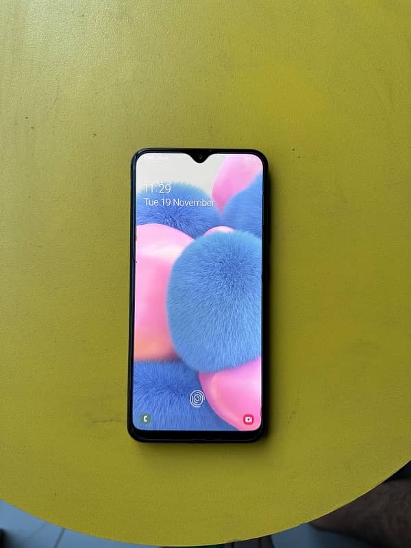 Samsung Galaxy A30s 3