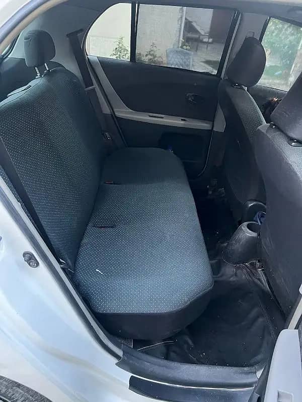 Toyota Vitz 2005 Total Genuine 4