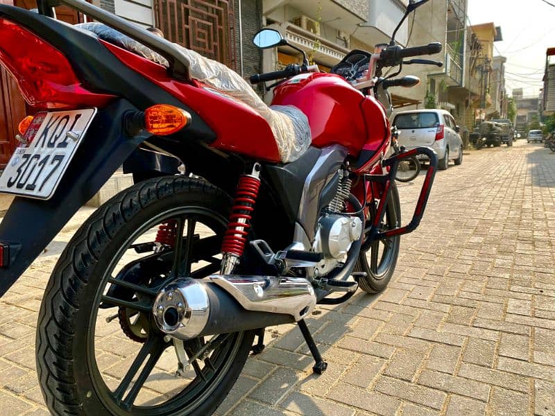 Suzuki GSX 125 For Sale Urgent 2