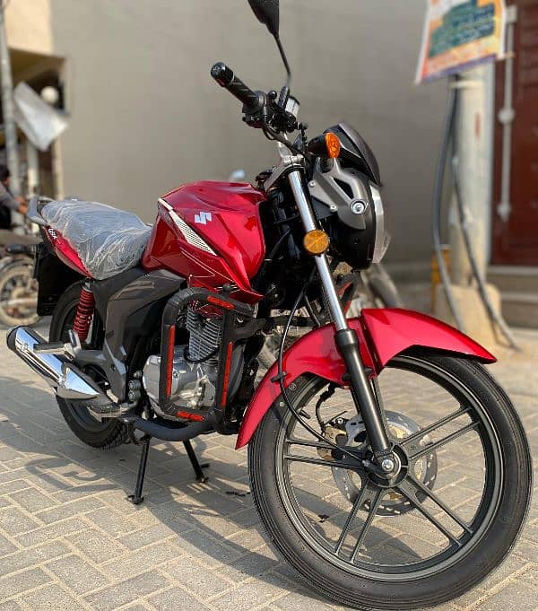 Suzuki GSX 125 For Sale Urgent 5