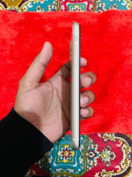 Iphone 11 128gb PTA Approved 5