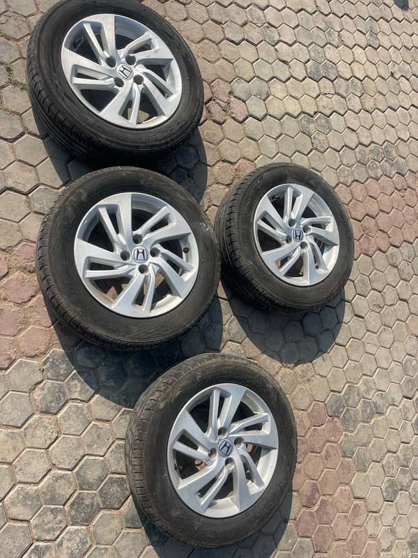 Honda City Aspire original rim and tyre 1