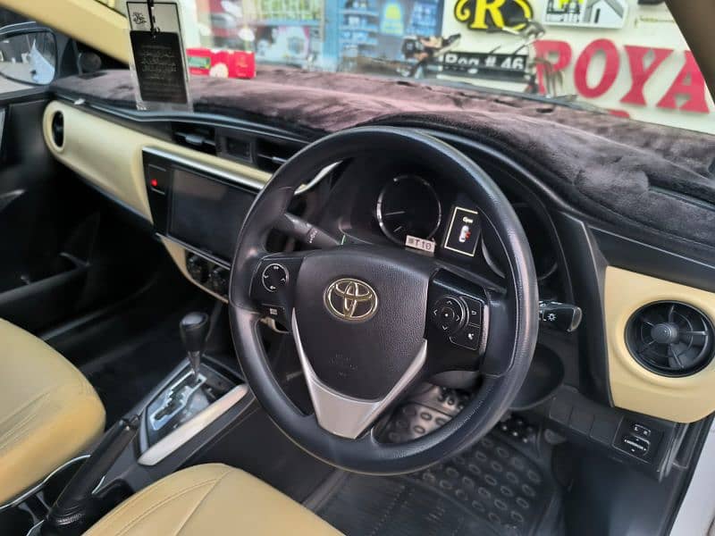 Toyota Corolla Altis 2019 10