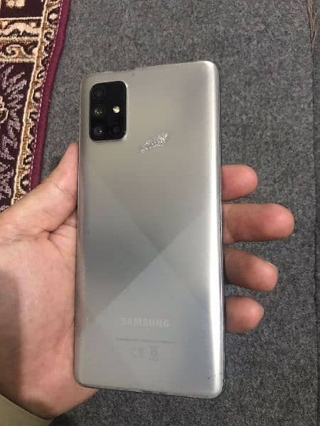 samsung A71 4