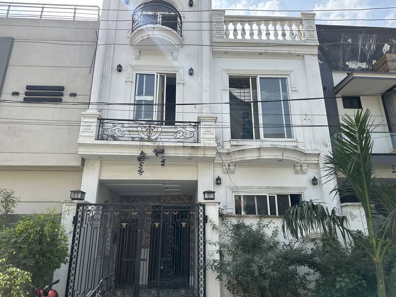 3.5 Marla House For Rent in Bismillah Housing Scheme 1