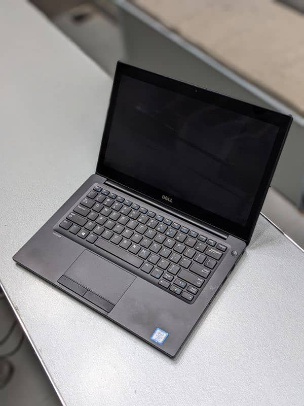 Dell latitude 7280 Core i7 7th Gen 10